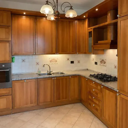 Bright Family With Balcony & Parking Appartamento *